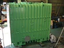 Large-size vacuum container